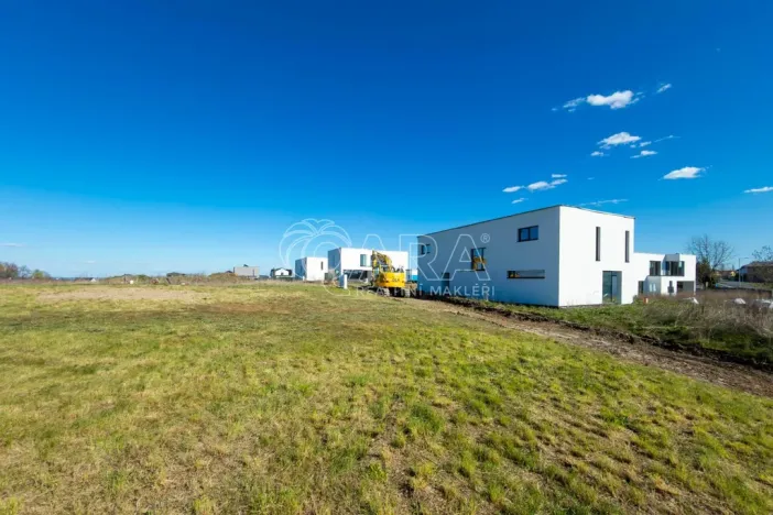 Prodej pozemku pro bydlení, Předboj, Zvonková, 745 m2