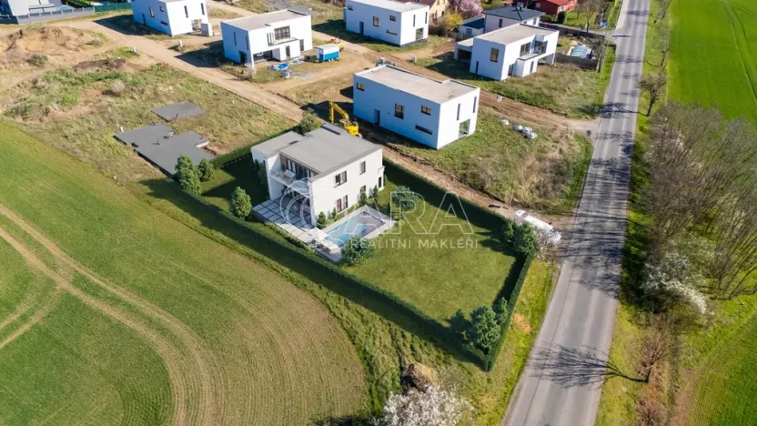 Prodej pozemku pro bydlení, Předboj, Na Ladech, 745 m2