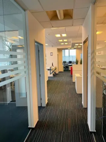 Pronájem kanceláře, Praha - Vokovice, Evropská, 277 m2