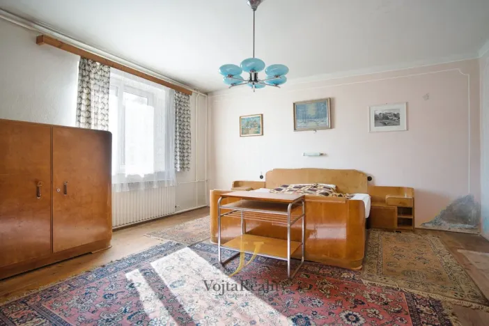 Prodej výrobních prostor, Tršice, 1544 m2