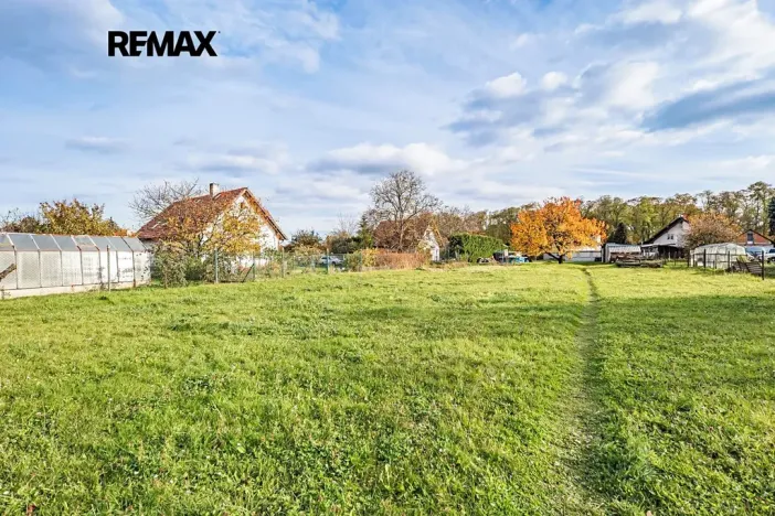 Prodej rodinného domu, Panenské Břežany, K dálnici, 202 m2