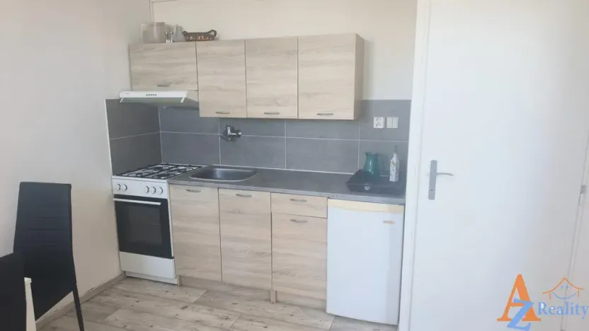 Pronájem bytu 1+1, Chomutov, 17. listopadu, 35 m2