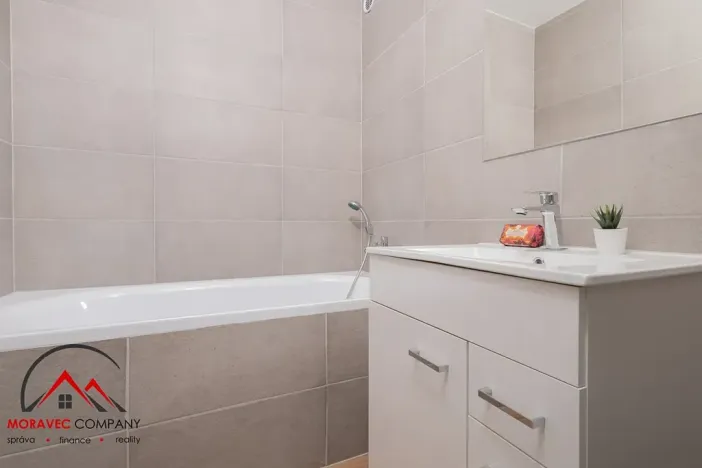 Pronájem bytu 3+1, Václavov u Bruntálu, 70 m2