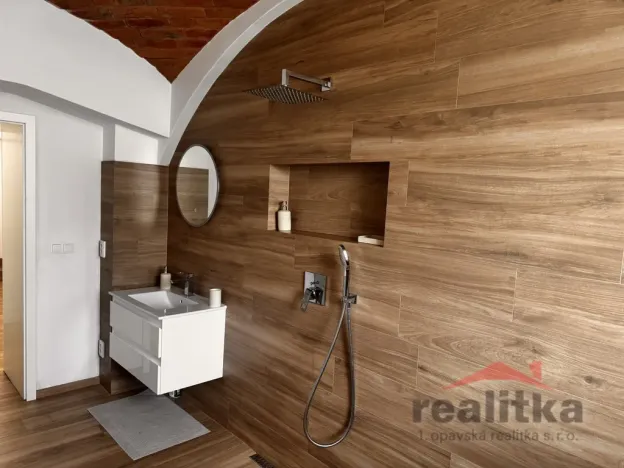 Pronájem bytu 3+1, Opava, Jaselská, 84 m2