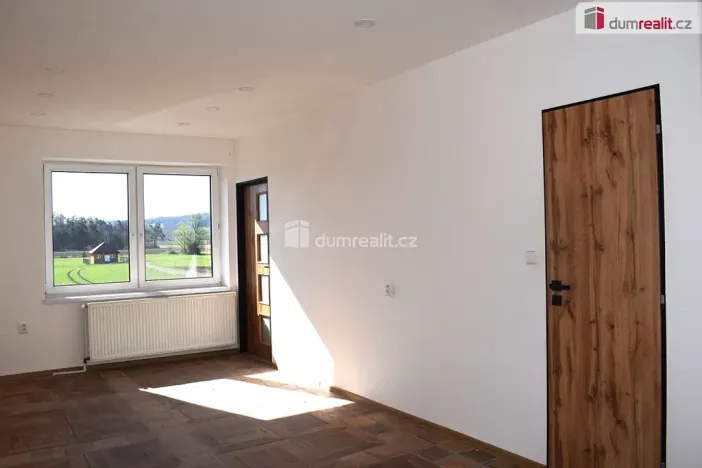 Pronájem obchodního prostoru, Sukorady, 99 m2