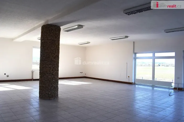 Pronájem komerční nemovitosti, Sukorady, 142 m2