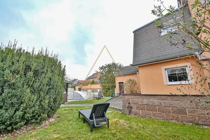 Prodej rodinného domu, Hřebeč, nám. Draha, 150 m2