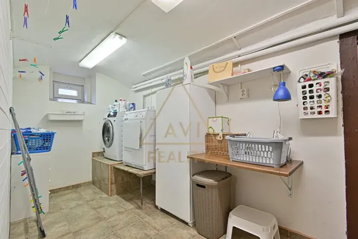 Prodej rodinného domu, Hřebeč, nám. Draha, 150 m2