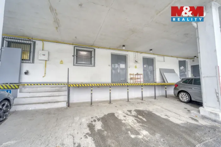 Pronájem skladu, Plzeň - Severní Předměstí, alej Svobody, 641 m2