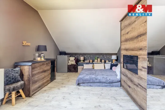 Prodej rodinného domu, Česká Lípa, Boženy Němcové, 204 m2