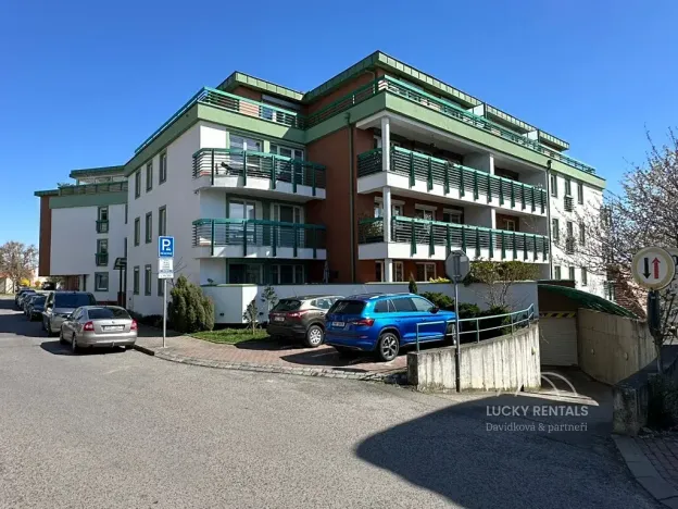 Pronájem bytu 2+kk, Praha - Krč, Nad Ryšánkou, 80 m2