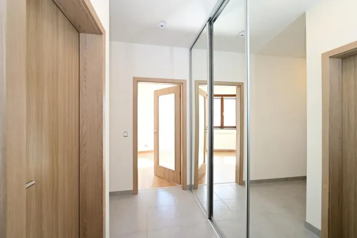 Pronájem bytu 2+kk, Praha - Liboc, Evropská, 54 m2