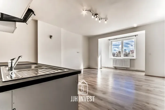 Pronájem bytu 2+kk, Praha - Vinoř, Moravanská, 57 m2