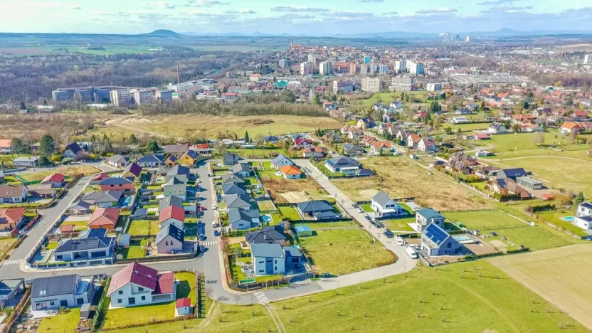 Prodej pozemku pro bydlení, Mělník, Včelařská, 863 m2
