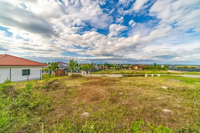 Prodej pozemku pro bydlení, Mělník, Včelařská, 863 m2