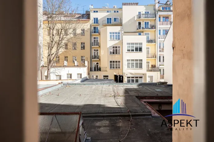 Pronájem bytu 1+kk, Praha - Vinohrady, Jana Masaryka, 32 m2