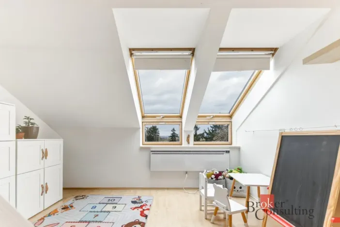 Prodej bytu 3+kk, Černošice, Zdeňka Lhoty, 74 m2