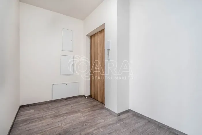 Prodej bytu 2+kk, Praha - Hlubočepy, Ke Smíchovu, 47 m2