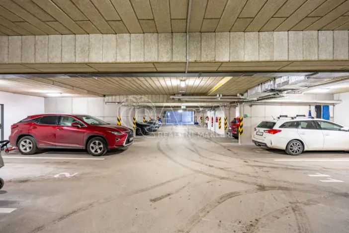 Prodej bytu 2+kk, Praha - Hlubočepy, Ke Smíchovu, 47 m2