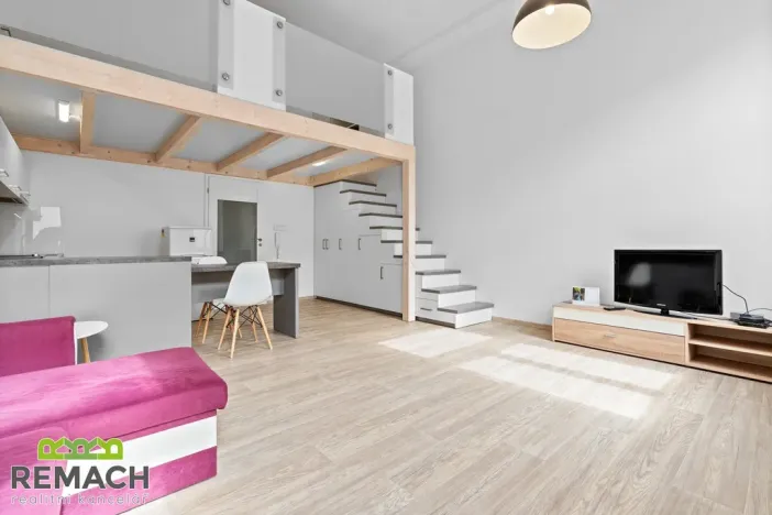 Pronájem bytu 1+kk, Uherské Hradiště, Prostřední, 47 m2