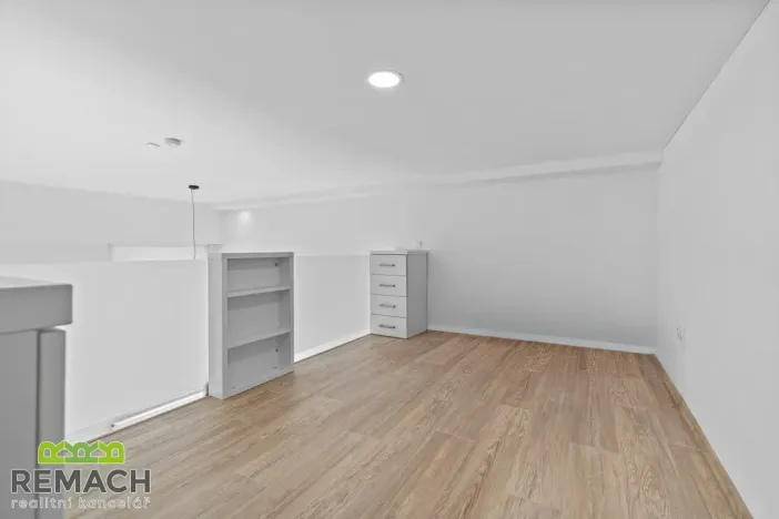 Pronájem bytu 1+kk, Uherské Hradiště, Prostřední, 47 m2