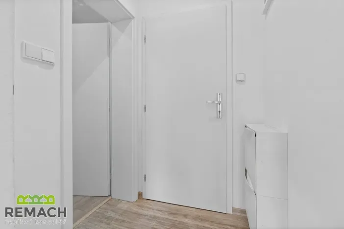 Pronájem bytu 1+kk, Uherské Hradiště, Prostřední, 47 m2