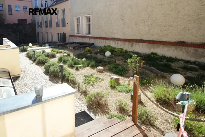 Pronájem bytu 1+1, Kolín, Karlovo náměstí, 44 m2