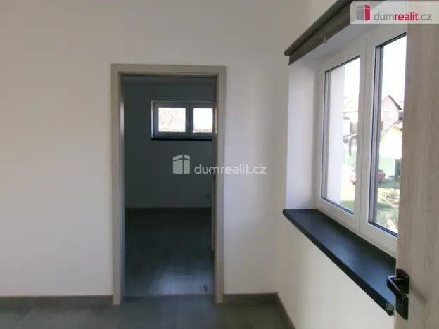 Pronájem bytu 2+kk, Dobrovice, Na Hložku, 60 m2