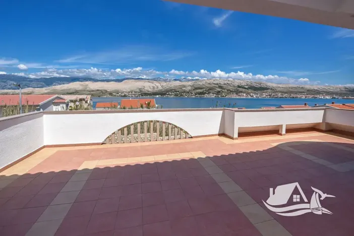 Prodej bytu 3+kk, Pag, Chorvatsko, 220 m2