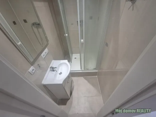 Pronájem bytu 2+kk, Praha - Letňany, Ostravská, 40 m2