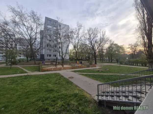 Pronájem bytu 2+kk, Praha - Letňany, Ostravská, 40 m2