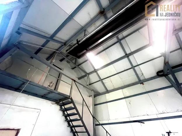 Prodej skladu, Řetůvka, 95 m2