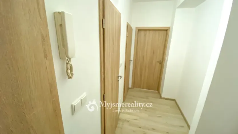 Pronájem bytu 2+kk, Znojmo, Smetanova, 51 m2
