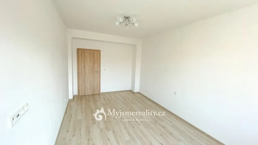 Pronájem bytu 2+kk, Znojmo, Smetanova, 51 m2