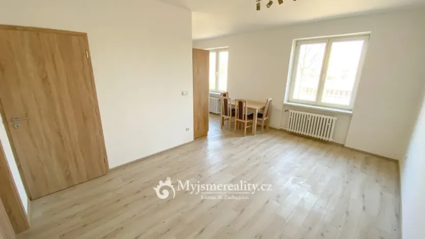 Pronájem bytu 2+kk, Znojmo, Smetanova, 51 m2