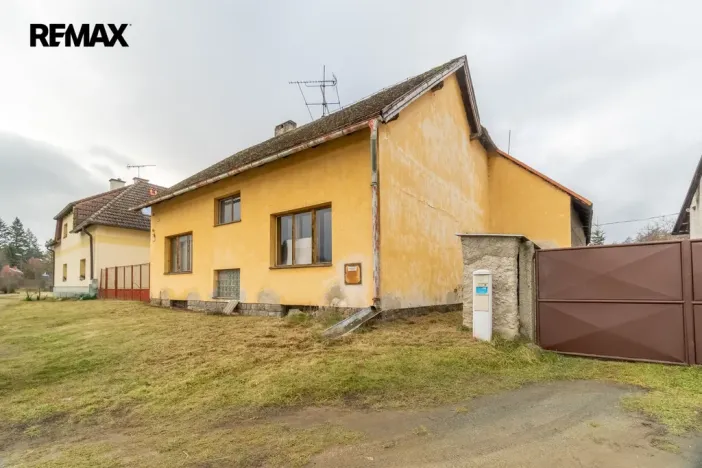 Prodej zemědělské usedlosti, Vrchotovy Janovice, 435 m2