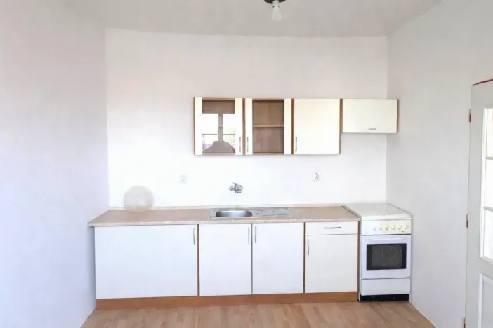 Pronájem bytu 1+1, Cebiv, 36 m2