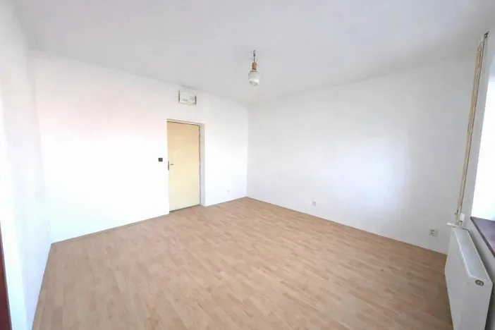 Pronájem bytu 1+1, Cebiv, 36 m2