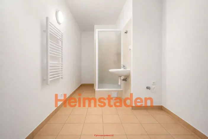 Pronájem bytu 2+kk, Ostrava - Poruba, Hlavní třída, 42 m2