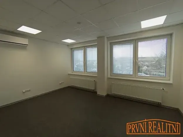Pronájem kanceláře, Uherský Brod, Vazová, 20 m2