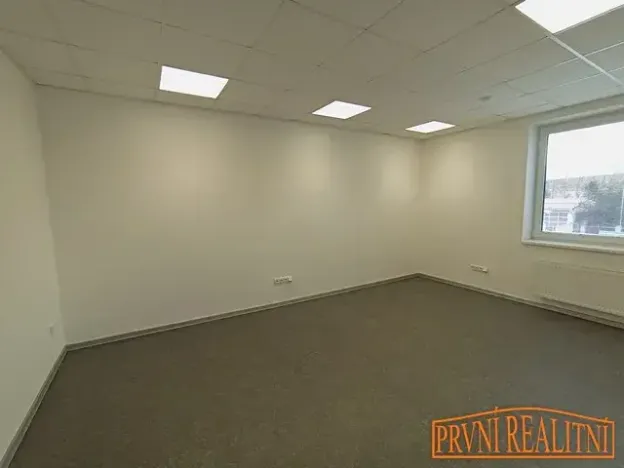 Pronájem kanceláře, Uherský Brod, Vazová, 20 m2