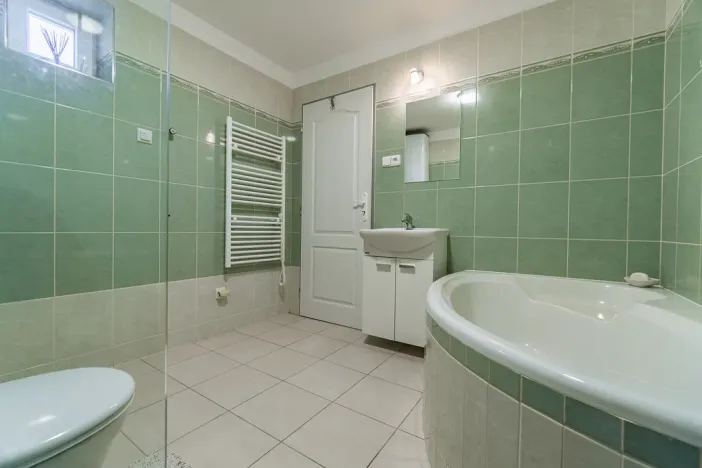 Prodej chaty, Hvožďany, 260 m2