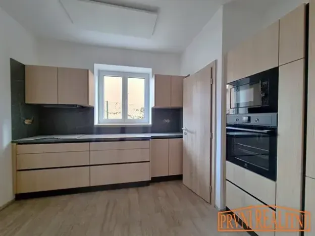 Pronájem bytu 2+1, Uherský Brod, Ant. Dvořáka, 65 m2