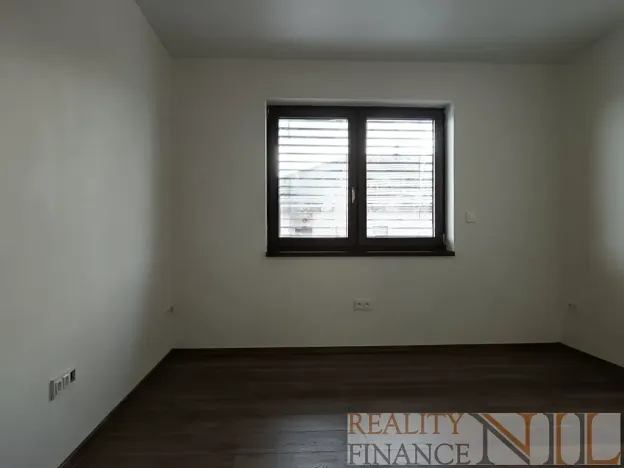 Pronájem rodinného domu, Hradec, 121 m2