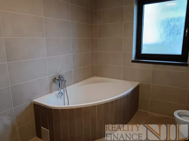 Pronájem rodinného domu, Hradec, 121 m2