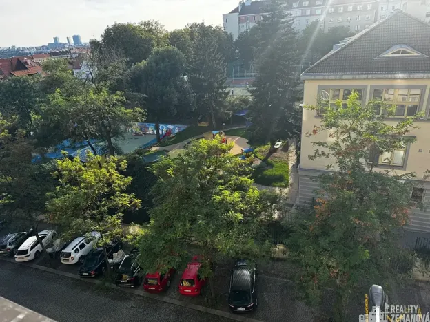 Pronájem bytu 2+1, Praha - Vinohrady, náměstí Jiřího z Lobkovic, 82 m2