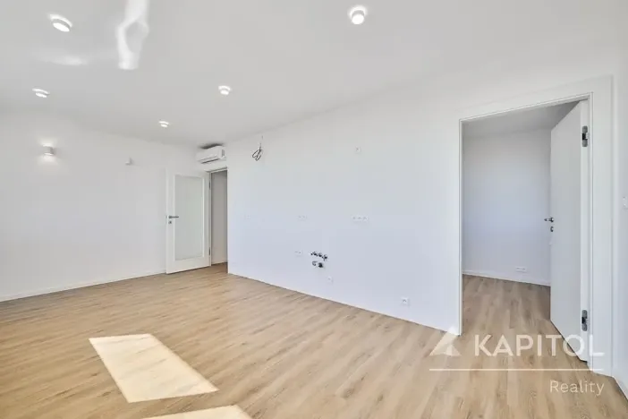 Prodej bytu 2+1, Praha - Záběhlice, Hledíková, 54 m2