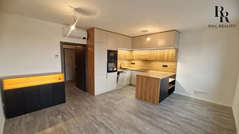 Pronájem bytu 2+kk, Olomouc, Loudova, 48 m2