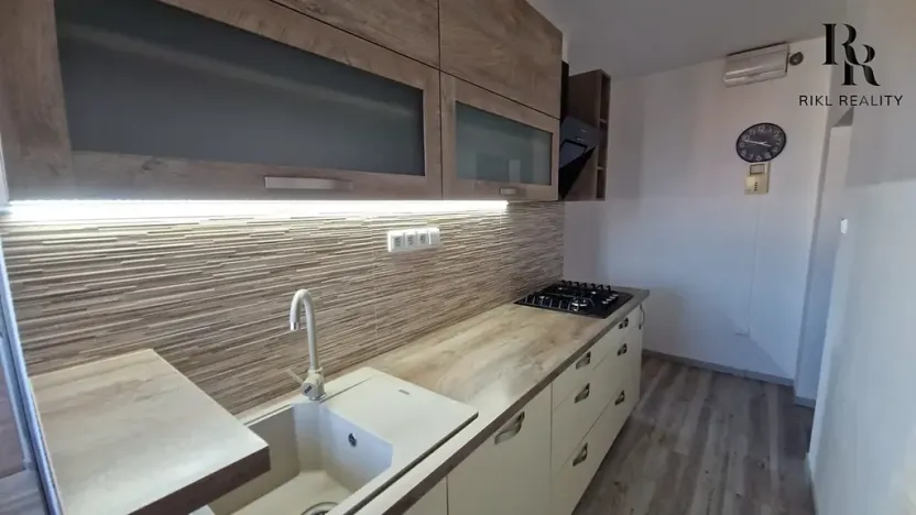 Pronájem bytu 3+1, Olomouc, U kovárny, 74 m2