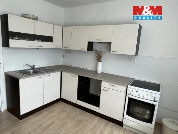 Pronájem rodinného domu, Návsí, 70 m2